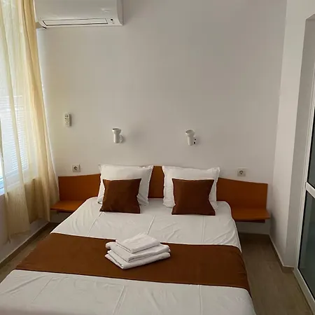 Guest house Canavan's
